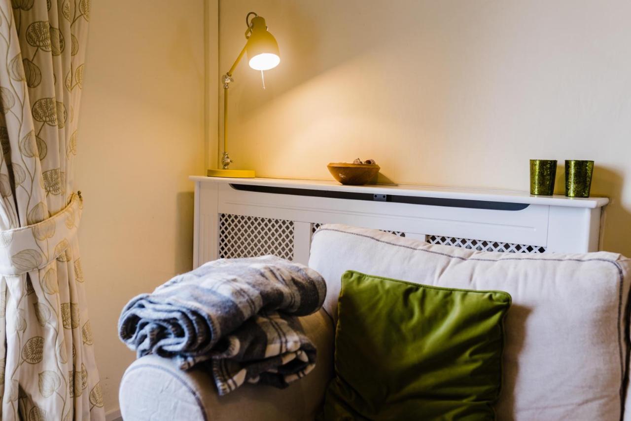 May Tree Cottage Manorbier 5 Mins From The Beach Sleeps 4 Exterior foto