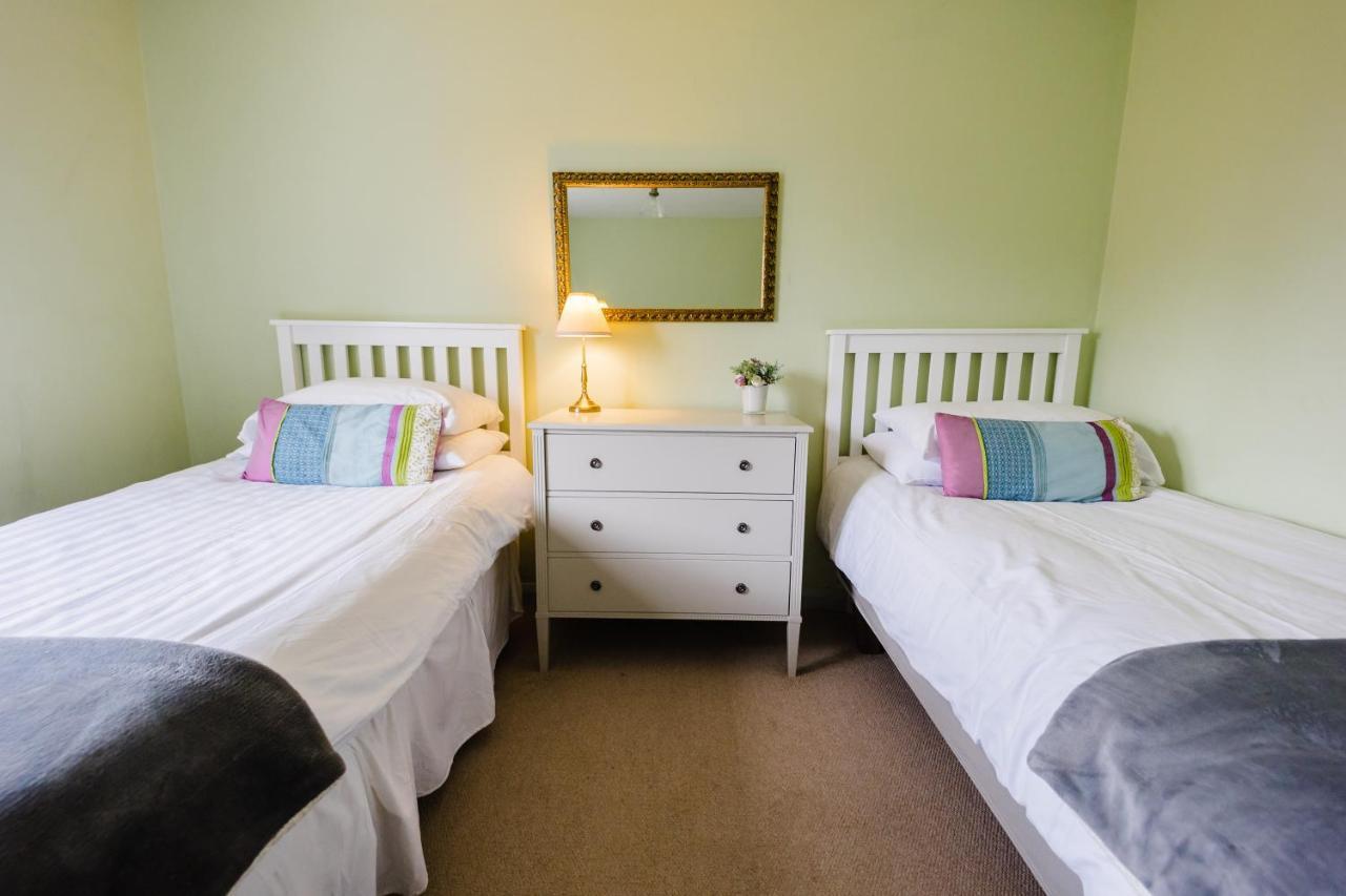May Tree Cottage Manorbier 5 Mins From The Beach Sleeps 4 Exterior foto