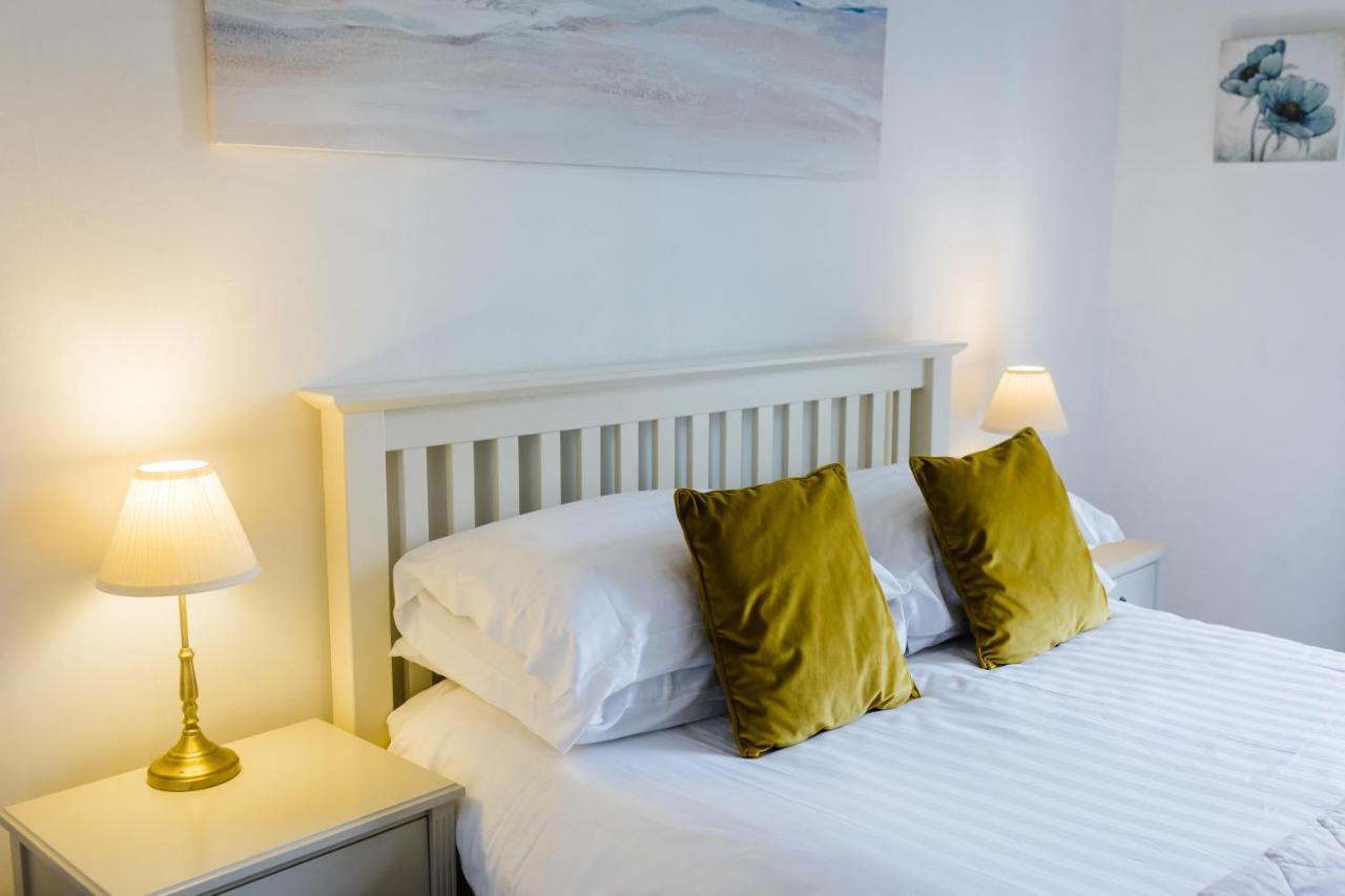 May Tree Cottage Manorbier 5 Mins From The Beach Sleeps 4 Exterior foto